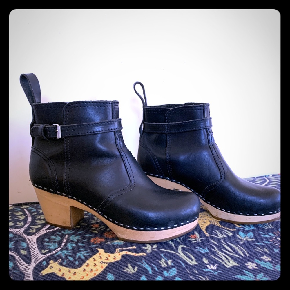 Size 36 Swedish Hasbeens